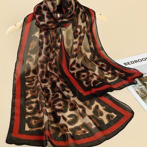 Multicolor Women's Street Leopard Print Scarf